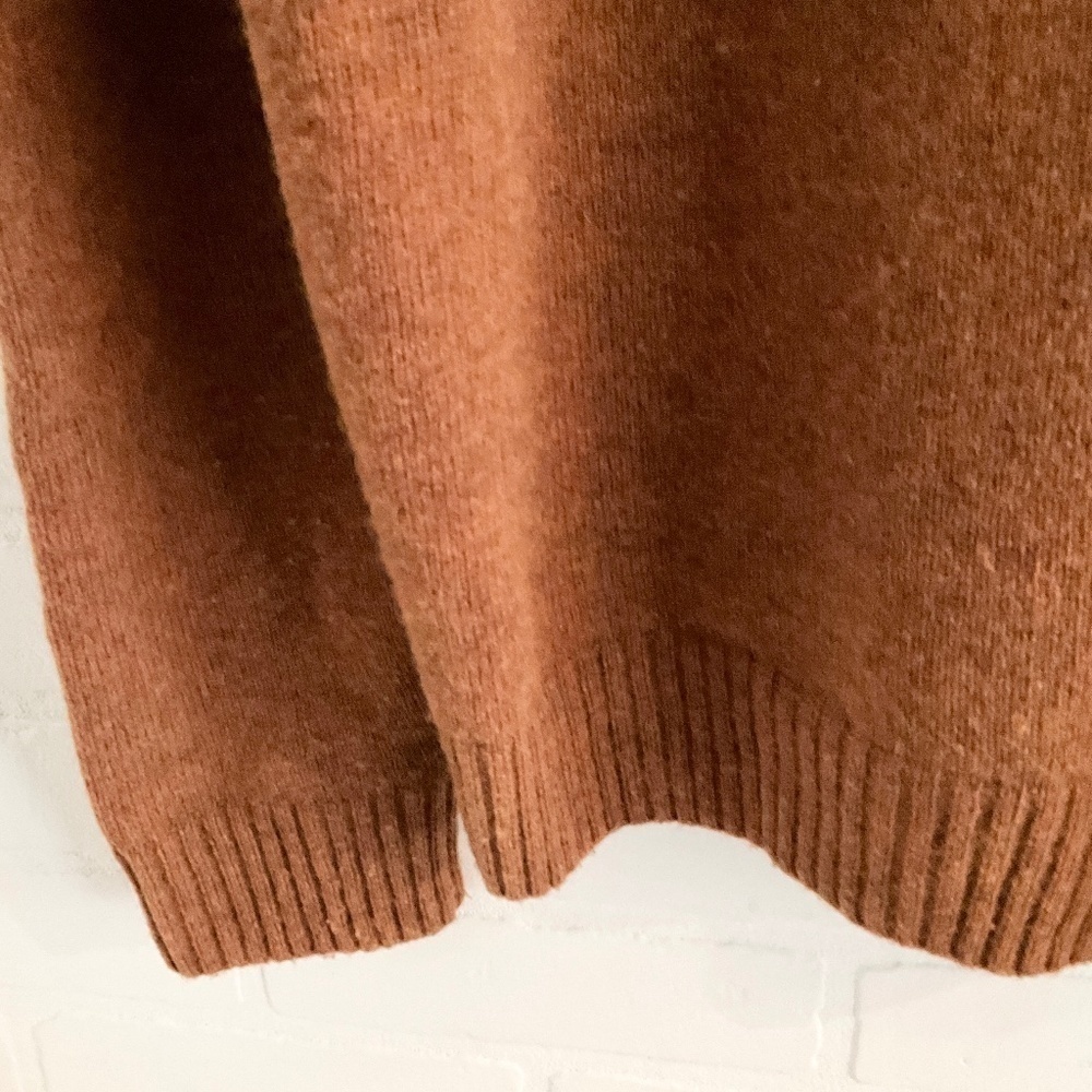Black Brown 1826 Men’s Knit Sweater Wool Cinnamon Brown V neck Old money XL - Picture 9 of 10